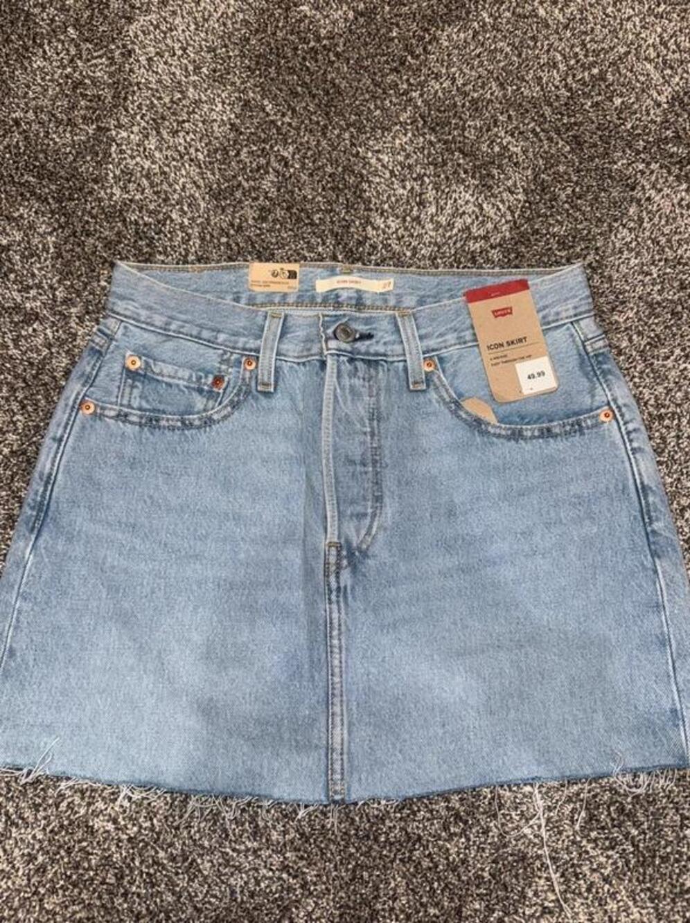 Brand new Levi’s skirt!